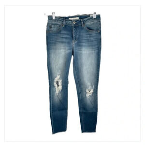 KanCan Distressed Jeans Size 27